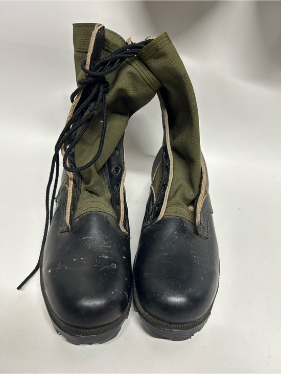 US Army 1965 NOS Vietnam Era Combat Jungle Boots Tropical Pattern C.I.C. 4 1/2 main image 10